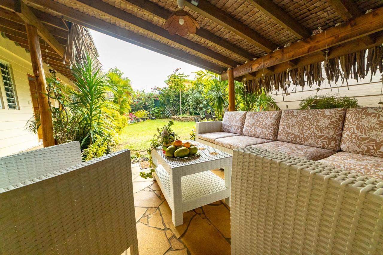 Manaeva Lodge Faaa Ngoại thất bức ảnh